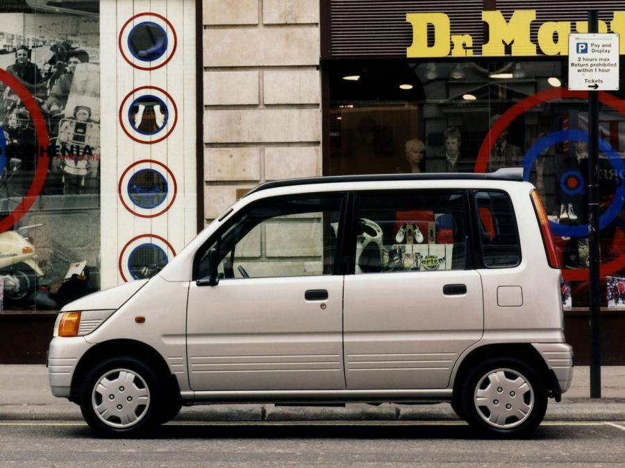  Daihatsu Move + 1997 года  (UK) (фото 2 из 3)